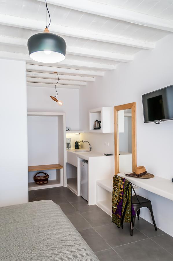 Vilos Suites Pollonia Exterior photo